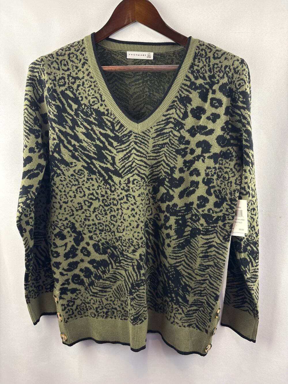 Women’s Retrology Large Green & Black Animal Print Sweater